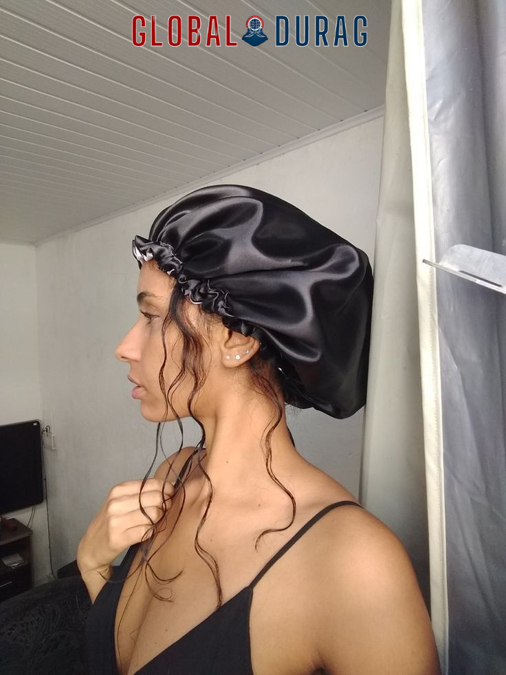 Est-ce que le Bonnet en Satin Graisse les Cheveux ?